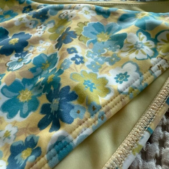 NEW PacSun Yellow and Blue Side-Tie Floral Bikini Bottom Size L - Picture 4 of 5